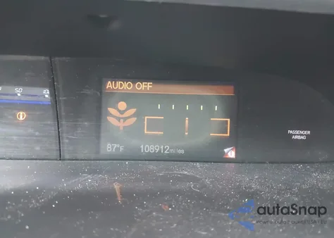 2013 Honda Civic Hybrid z USA, uszkodzony, nr VIN 19XFB4F23DE200176